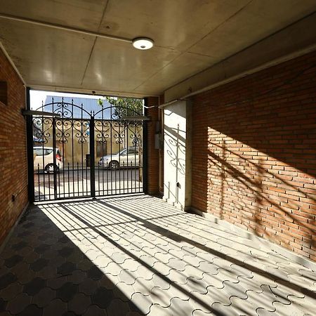 Brick House Apartamento Tbilisi Exterior foto