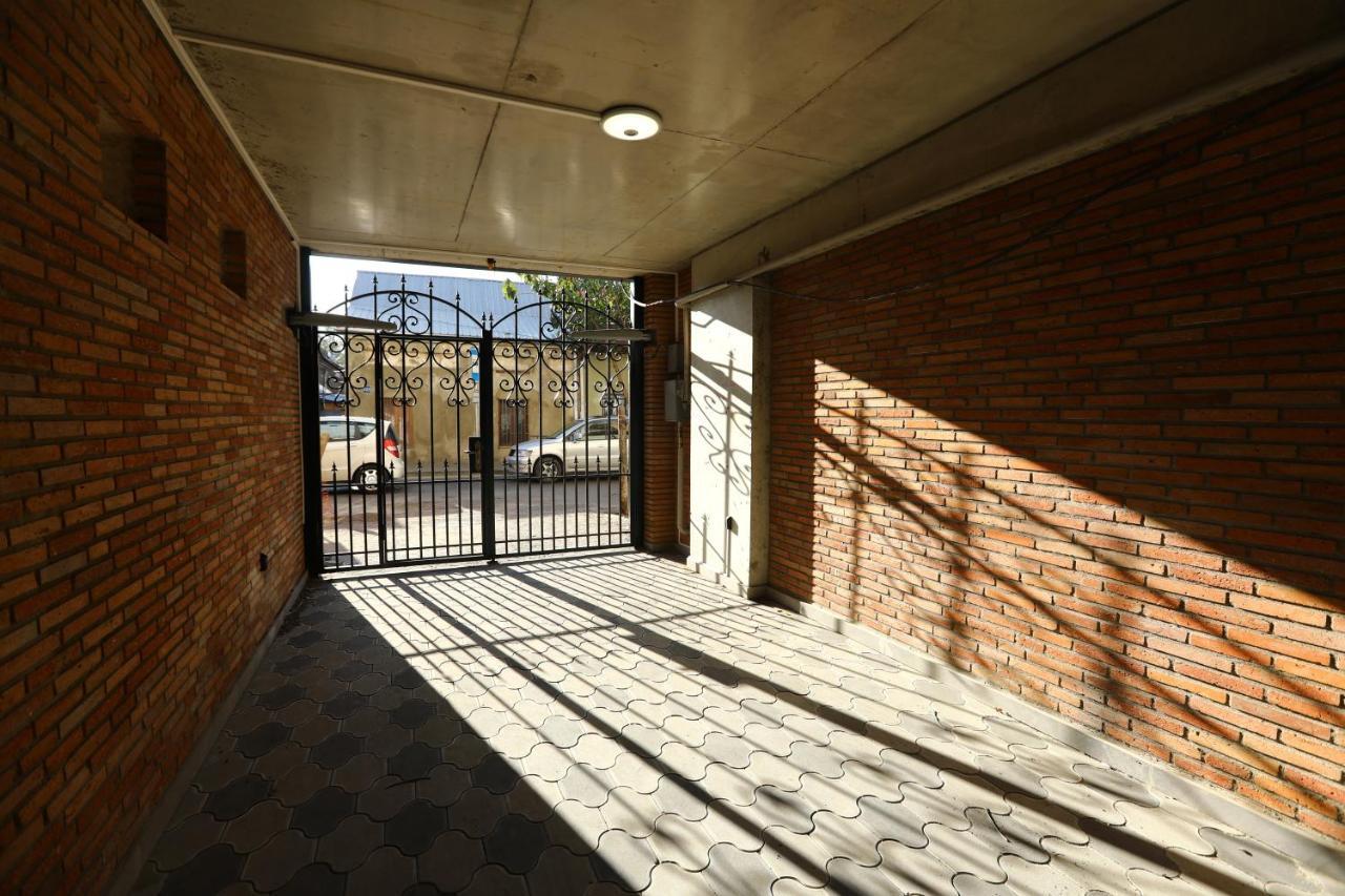 Brick House Apartamento Tbilisi Exterior foto